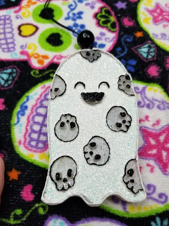 Ghost with Skullz