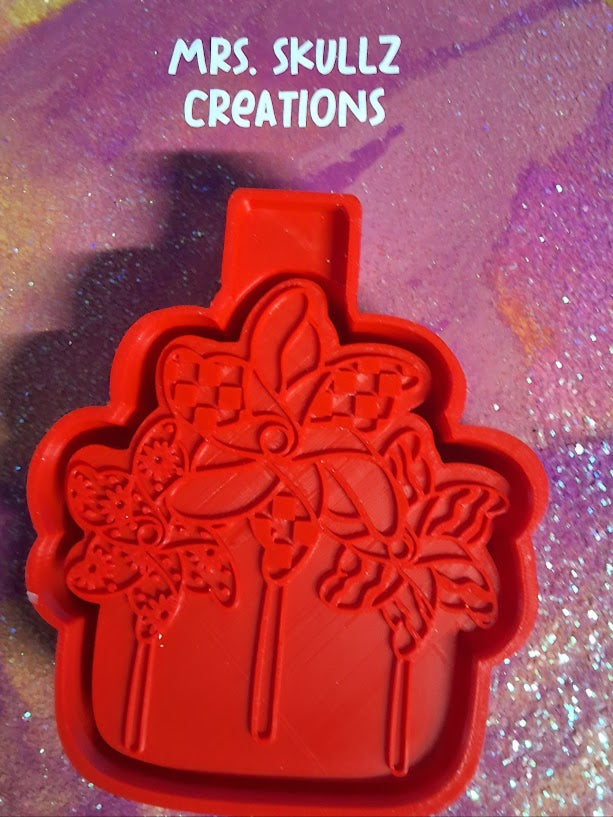 Pinwheel Trio Mold